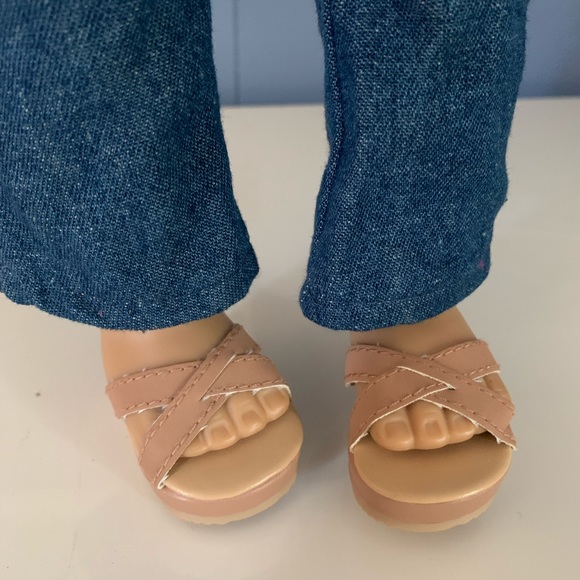 AMERICAN GIRL DOLLS - Picture 5 of 10